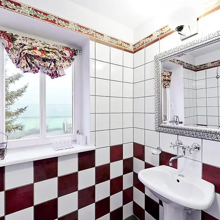 Reglowka Stylowy Dom Z Kominkiem Wola Krakowianska